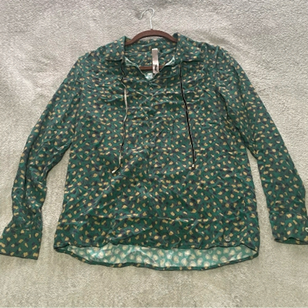 Poools green with animal print blouse size medium
